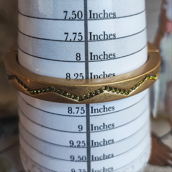 Lia Sophia Matte Brass Peridot Rhinestone August Birthstone Birthday Bracelet - Picture 2 of 7